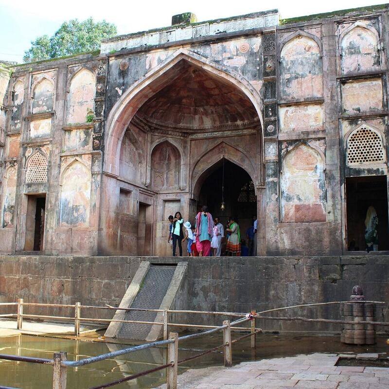 5 Days Grand Malwa Tour Package | Ujjain, Omkareshwar, Maheshwar, Mandu - Photo 4