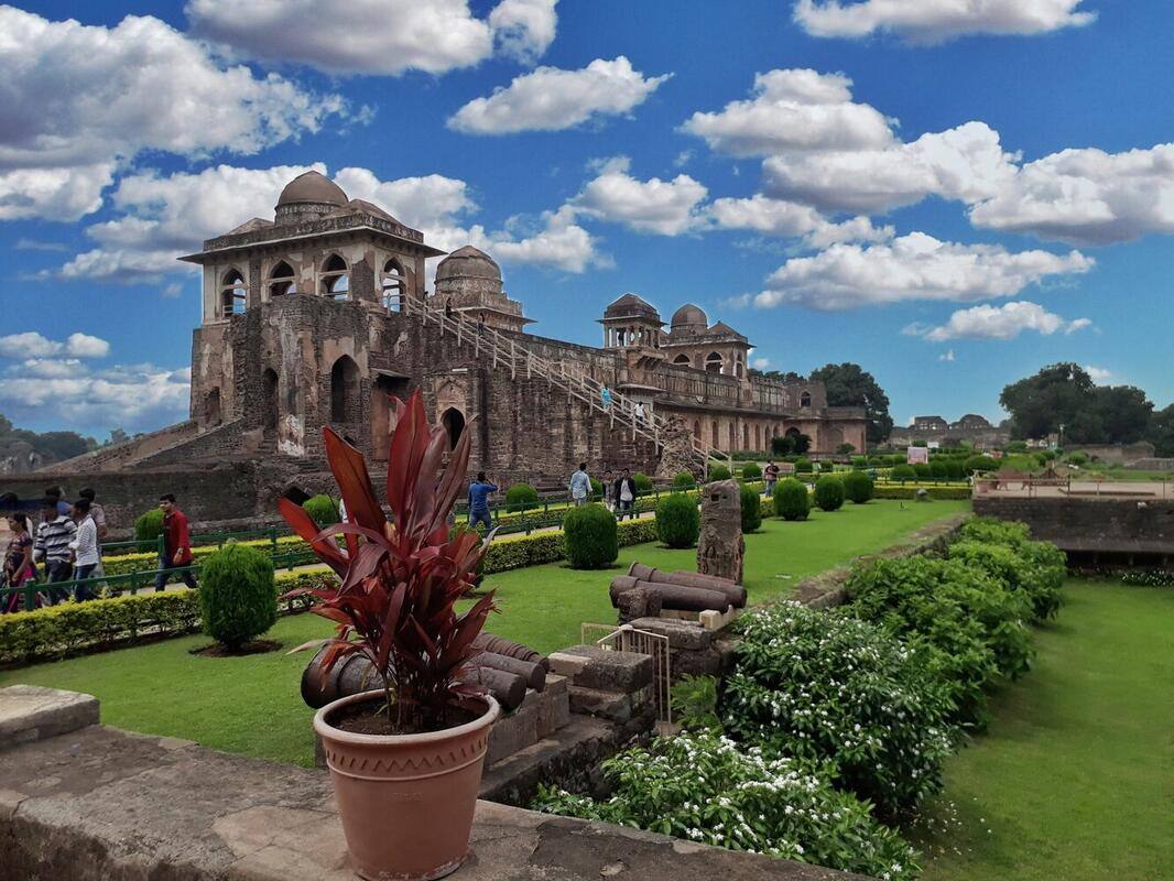 5 Days Grand Malwa Tour Package | Ujjain, Omkareshwar, Maheshwar, Mandu - Photo 6