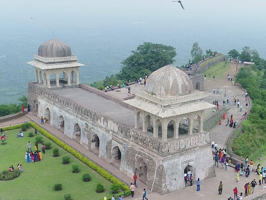 5 Days Grand Malwa Tour Package | Ujjain, Omkareshwar, Maheshwar, Mandu Cover