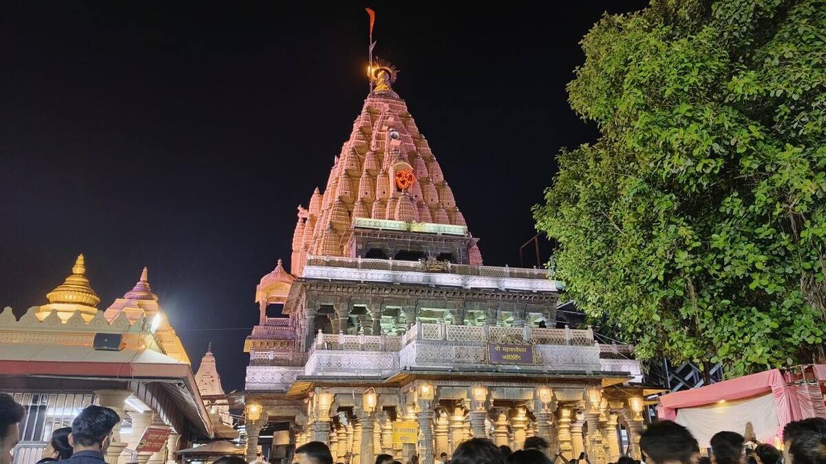 2 Days Ujjain & Omkareshwar Tour Package | 2 Jyotirlinga Darshan - Photo 5
